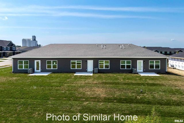 541 N 4TH Avenue, Eldridge, IA 52748