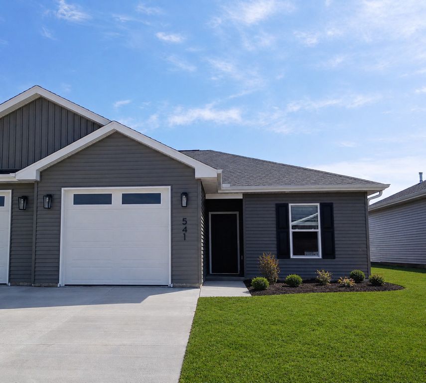 541 N 4TH Avenue, Eldridge, IA 52748