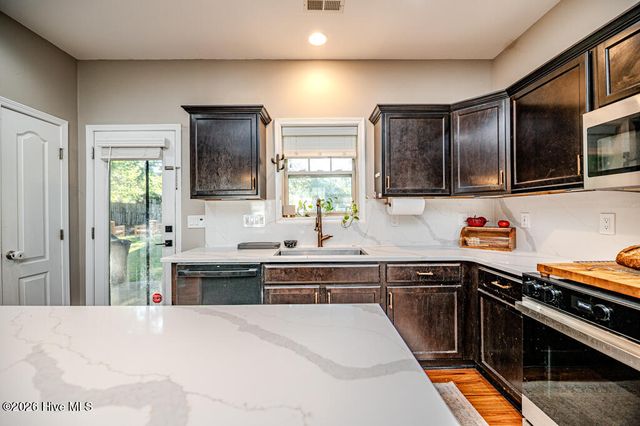 113 Sedgewood Court, Aberdeen, NC 28315