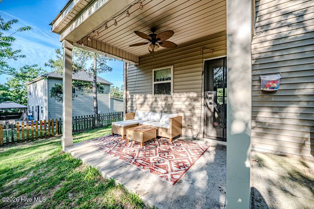 113 Sedgewood Court, Aberdeen, NC 28315