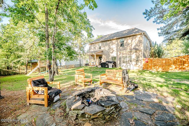 113 Sedgewood Court, Aberdeen, NC 28315
