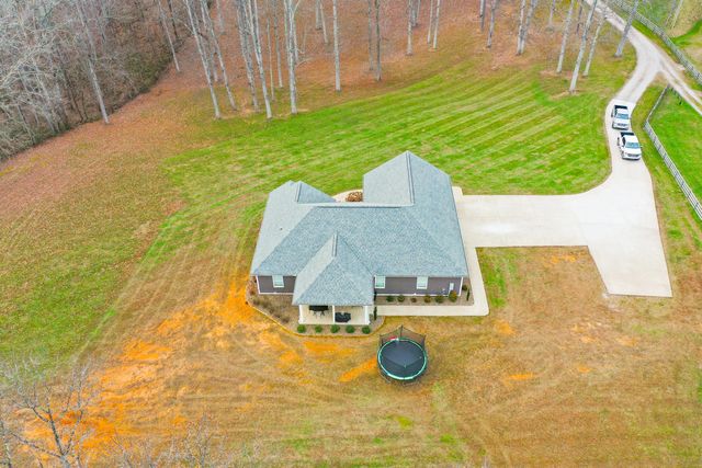 1745 Cold Hill Road, London, KY 40741