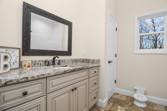 1745 Cold Hill Road, London, KY 40741