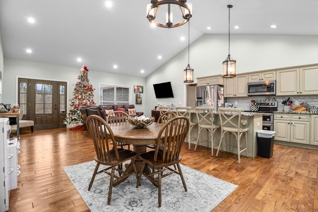 1745 Cold Hill Road, London, KY 40741