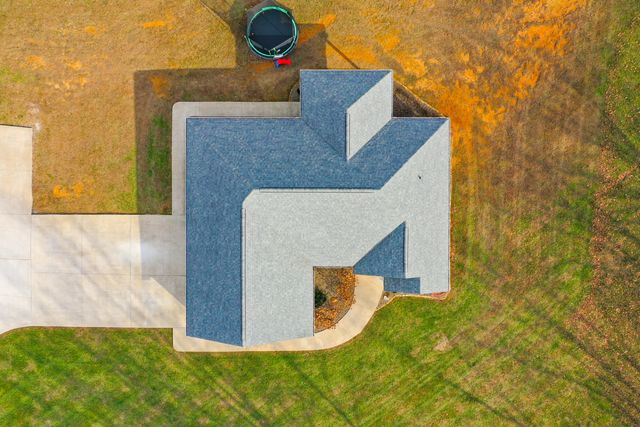 1745 Cold Hill Road, London, KY 40741