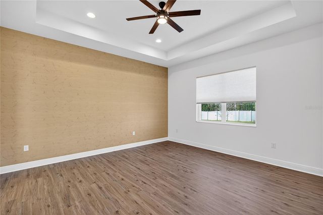 8677 BRIDGEPORT BAY CIRCLE, Mount Dora, FL 32757