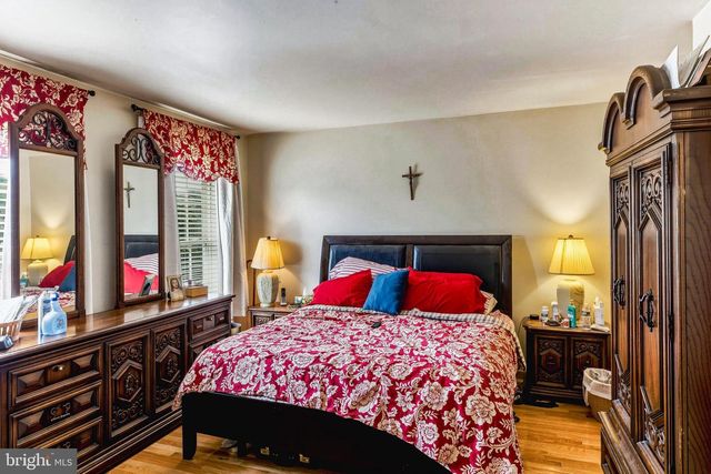 303 KALI LN, Williamstown, NJ 08094