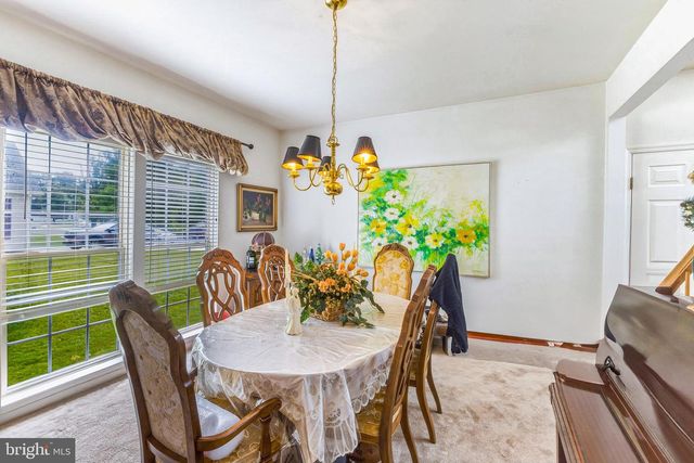 303 KALI LN, Williamstown, NJ 08094