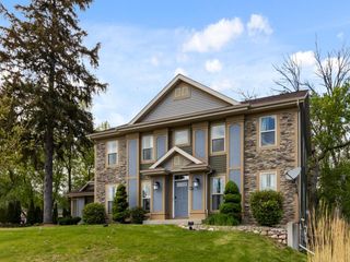 9318 W Mt Zion DRIVE, Milwaukee, WI 53224