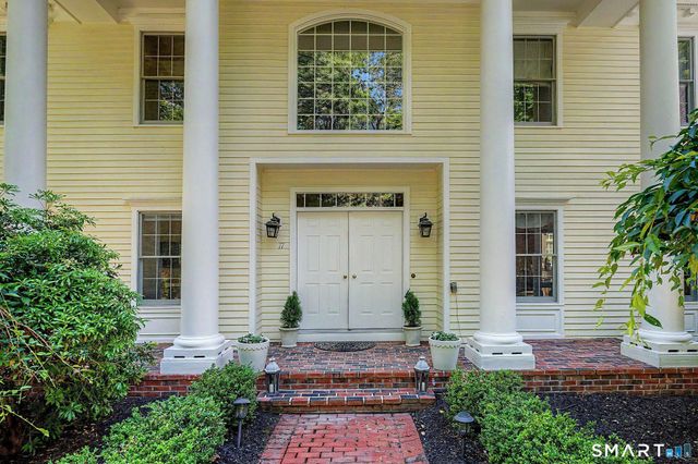 77 Silo Hill, Madison, CT 06443