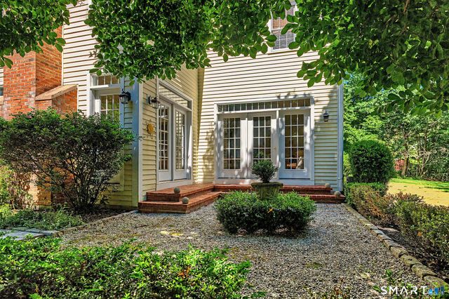 77 Silo Hill, Madison, CT 06443