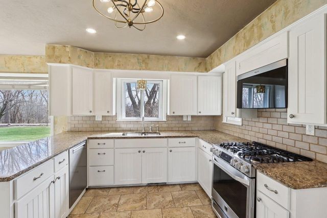 1433 N Golden Lake ROAD, Summit, WI 53066