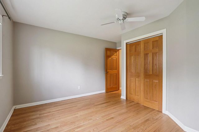 1433 N Golden Lake ROAD, Summit, WI 53066