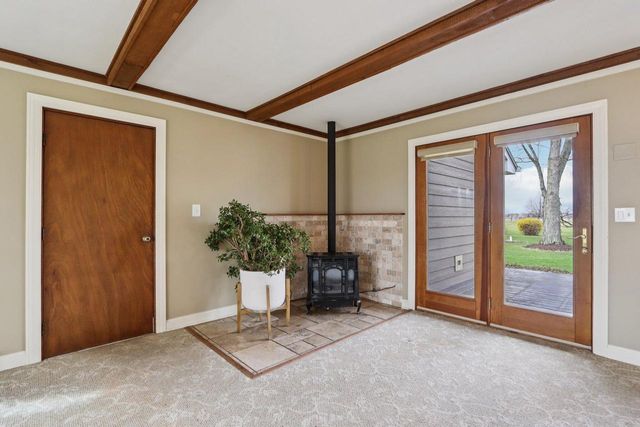 1433 N Golden Lake ROAD, Summit, WI 53066