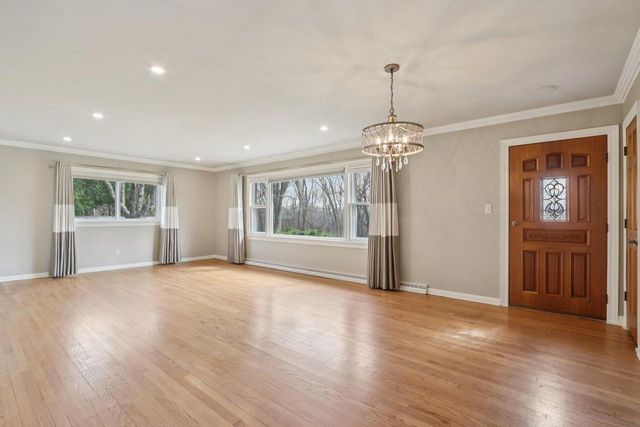 1433 N Golden Lake ROAD, Summit, WI 53066