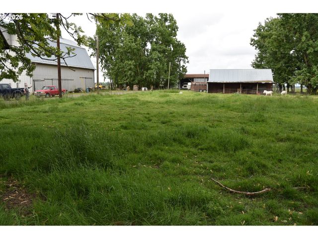 25258 ROWLAND Rd, Harrisburg, OR 97446