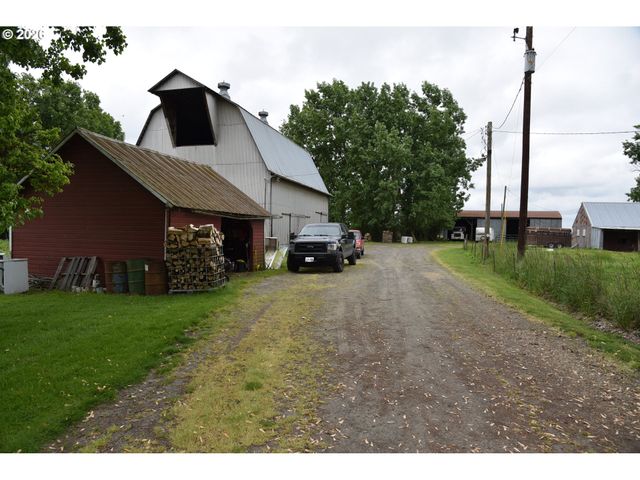 25258 ROWLAND Rd, Harrisburg, OR 97446