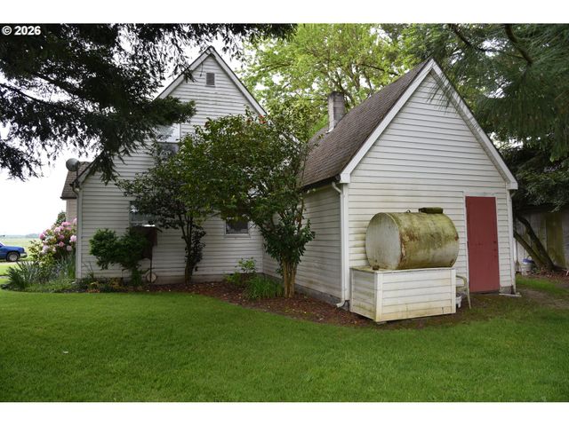 25258 ROWLAND Rd, Harrisburg, OR 97446