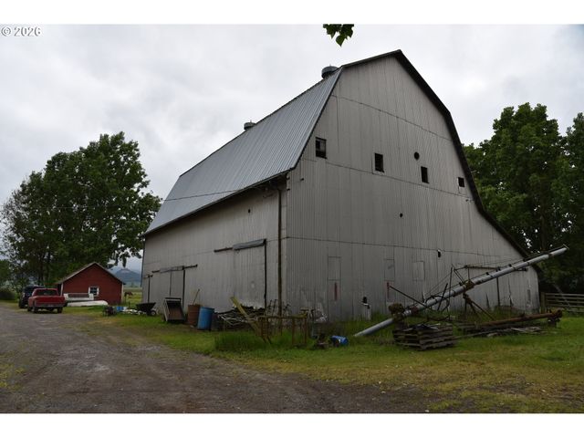 25258 ROWLAND Rd, Harrisburg, OR 97446
