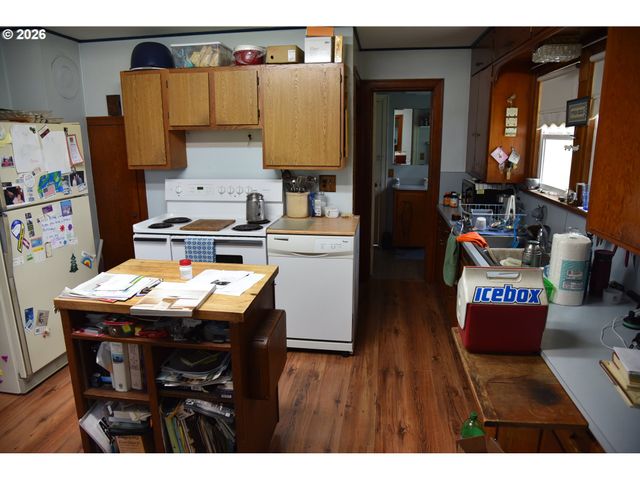 25258 ROWLAND Rd, Harrisburg, OR 97446