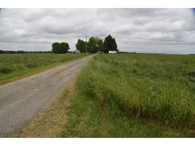 25258 ROWLAND Rd, Harrisburg, OR 97446