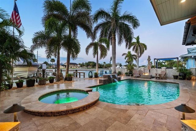 203 HOWARD DRIVE, Belleair Beach, FL 33786