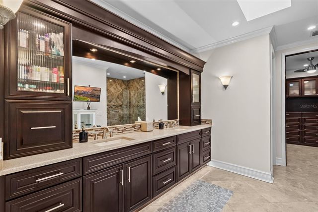 203 HOWARD DRIVE, Belleair Beach, FL 33786