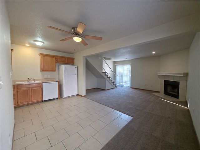 501-505 SW 6th Street, Blue Springs, MO 64014