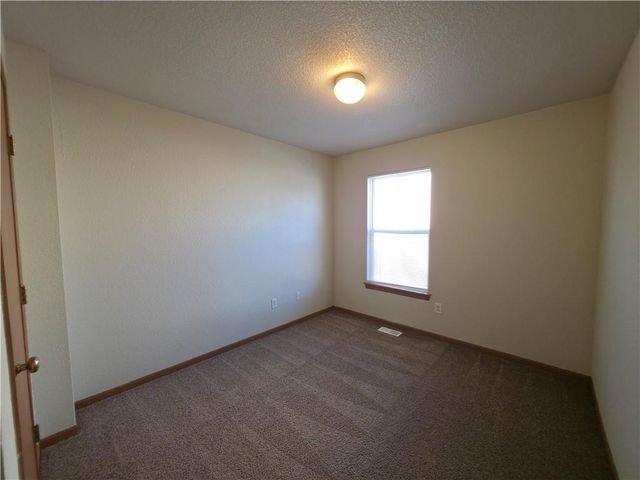 501-505 SW 6th Street, Blue Springs, MO 64014