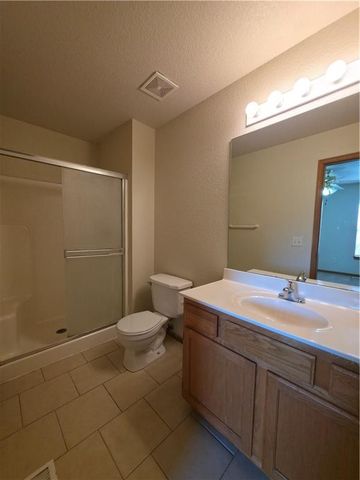 501-505 SW 6th Street, Blue Springs, MO 64014
