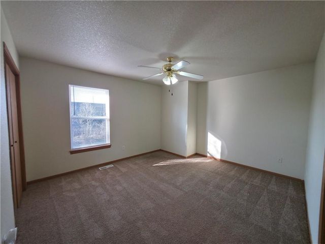 501-505 SW 6th Street, Blue Springs, MO 64014