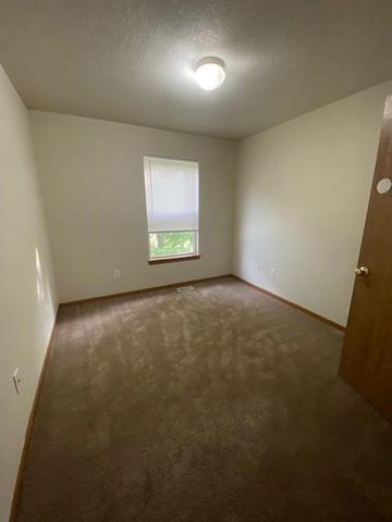 501-505 SW 6th Street, Blue Springs, MO 64014