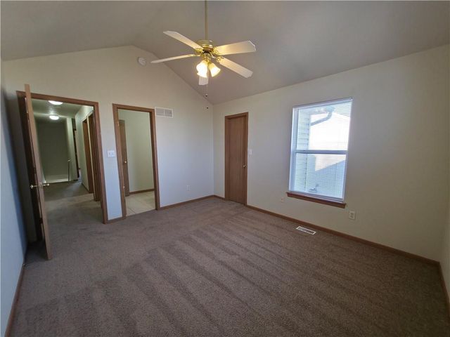 501-505 SW 6th Street, Blue Springs, MO 64014