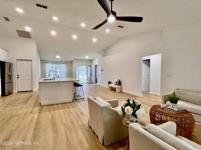 2374 GLADE SPRINGS Drive, Jacksonville, FL 32246