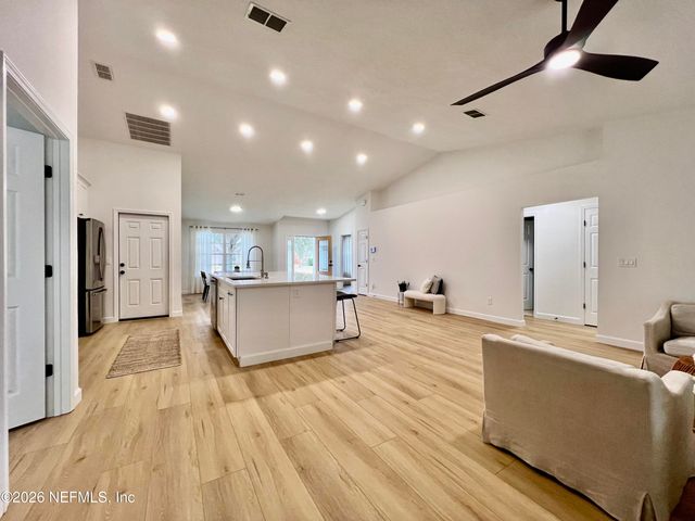 2374 GLADE SPRINGS Drive, Jacksonville, FL 32246