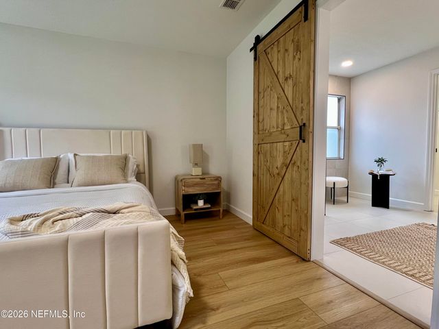 2374 GLADE SPRINGS Drive, Jacksonville, FL 32246