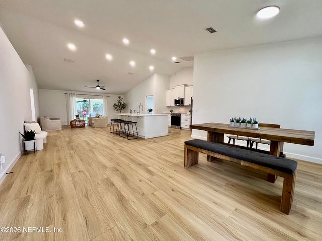 2374 GLADE SPRINGS Drive, Jacksonville, FL 32246