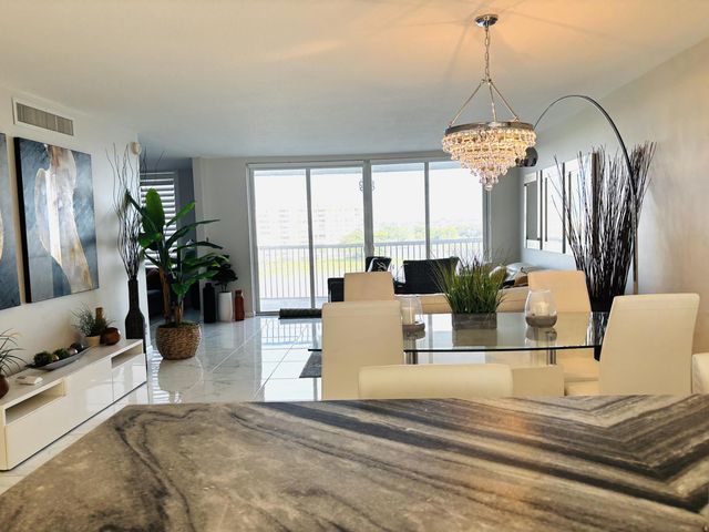 3091 N COURSE Drive 710, Pompano Beach, FL 33069