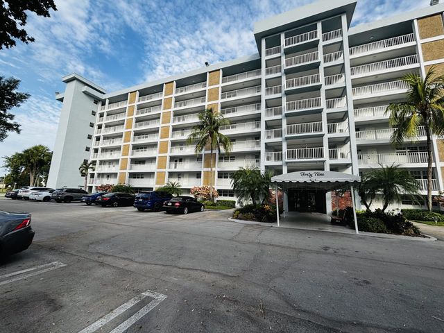 3091 N COURSE Drive 710, Pompano Beach, FL 33069