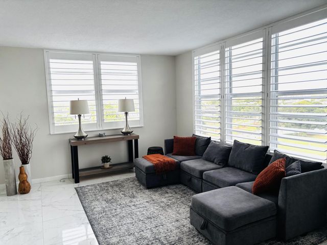 3091 N COURSE Drive 710, Pompano Beach, FL 33069