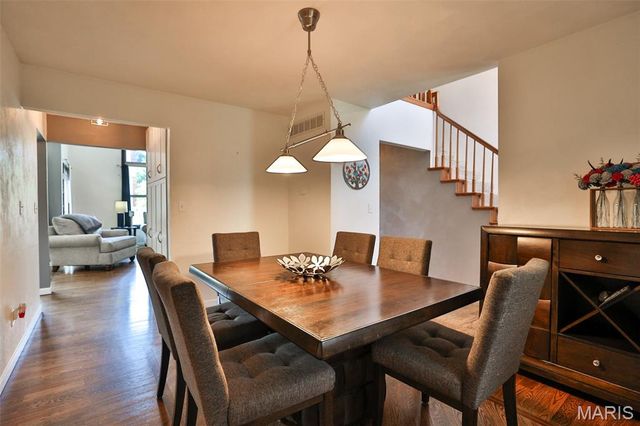 138 Holly Tree Court, Glen Carbon, IL 62034