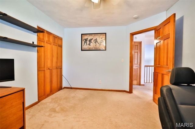 138 Holly Tree Court, Glen Carbon, IL 62034
