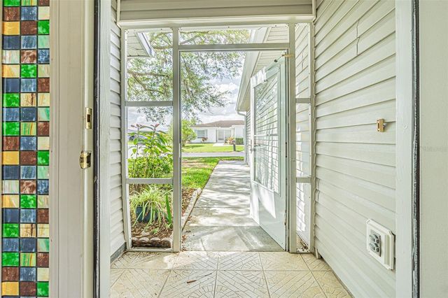 11204 COREY PAVIN LANE, San Antonio, FL 33576