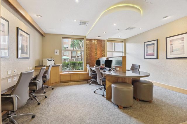 3505 Sage Road 1106, Houston, TX 77056