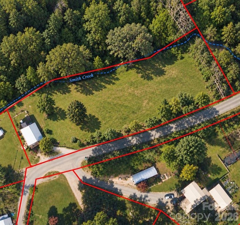 2063 Wilson Road, Asheville, NC 28806