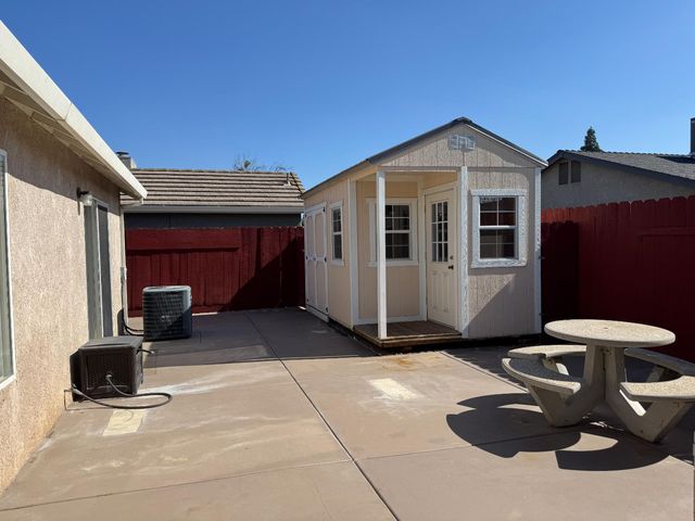 4004 Shiprock Dr, Modesto, CA 95355