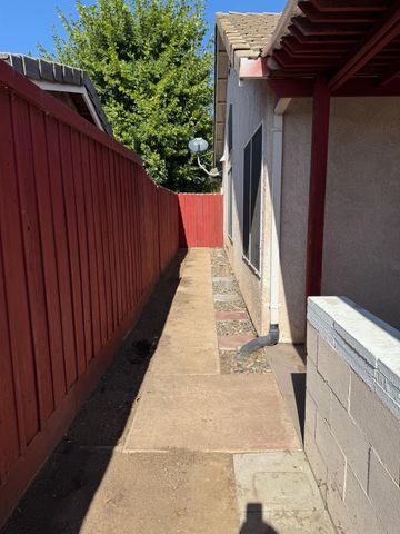 4004 Shiprock Dr, Modesto, CA 95355