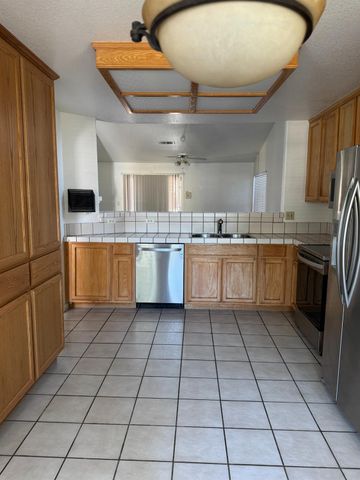 4004 Shiprock Dr, Modesto, CA 95355