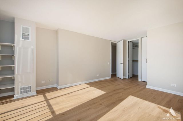 345 W Fullerton Parkway 1205, Chicago, IL 60614