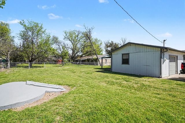 105 E Park Street, Little Elm, TX 75068